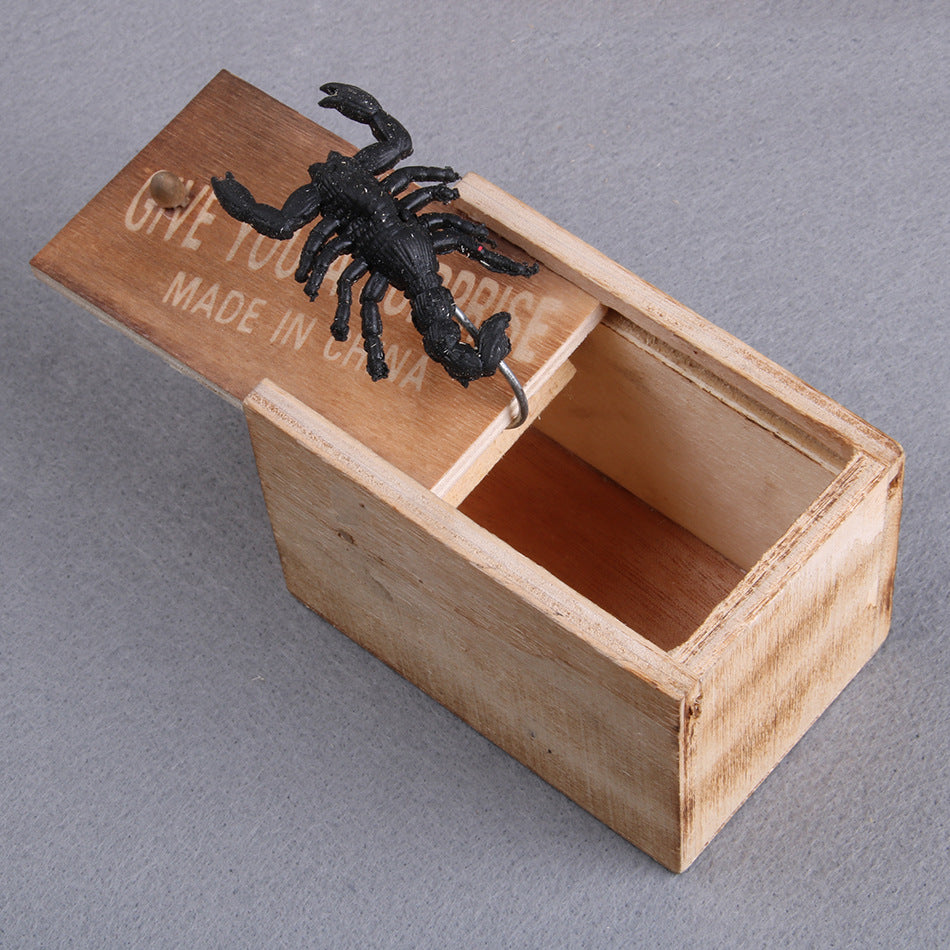 Surprise Spider Box Prank Spider Wooden Scare Box Trick Play Gift - - Gift - Carvan Mart