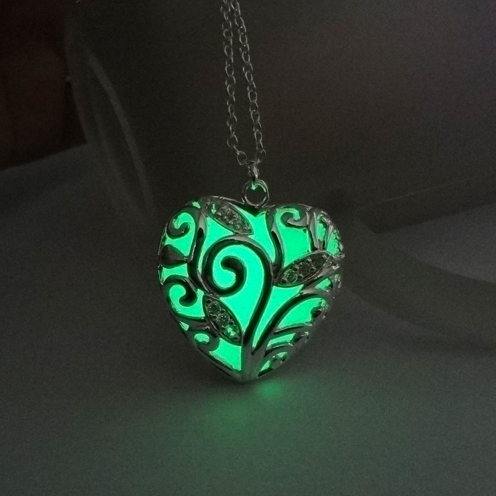Hollow Heart-shaped Luminous Necklace - Carvan Mart
