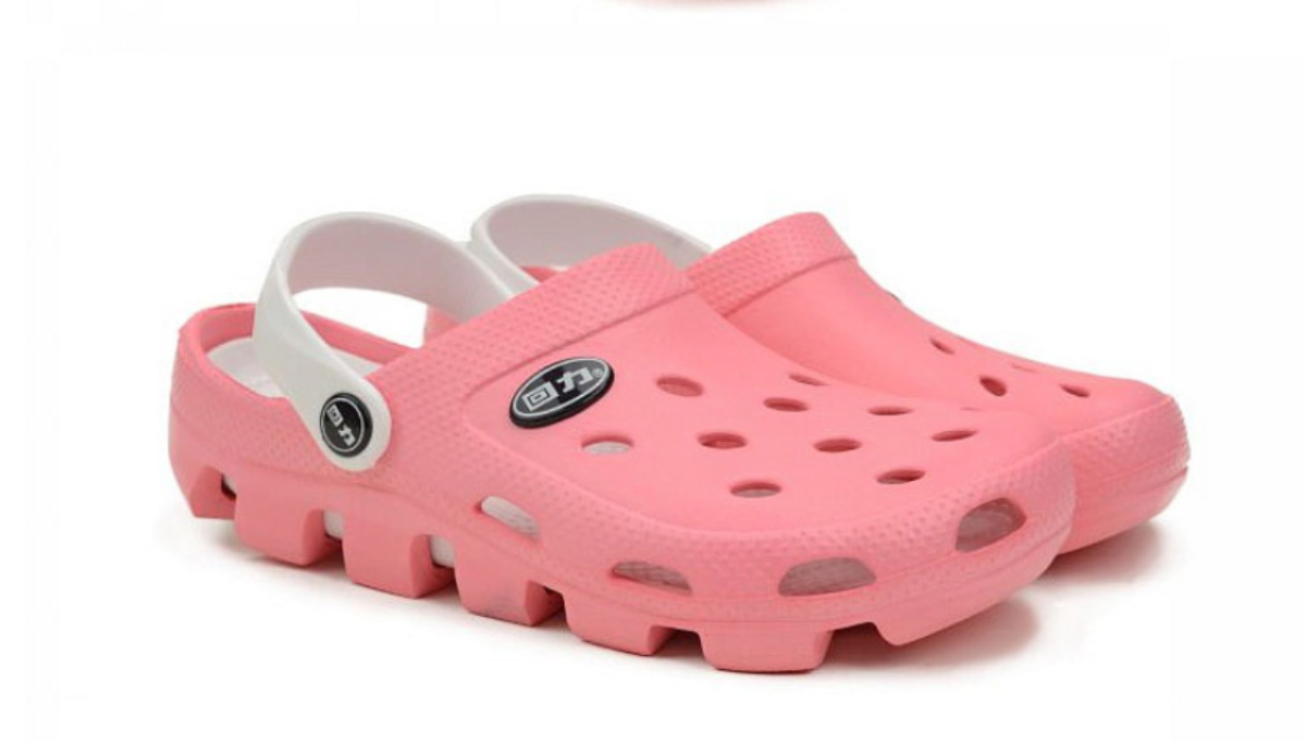 Carvan Stylish Clogs Hole Crocs Sandal - Carvan Mart