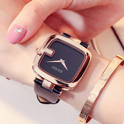 Square bracelet watch - Carvan Mart