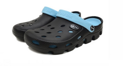 Carvan Stylish Clogs Hole Crocs Sandal - Carvan Mart