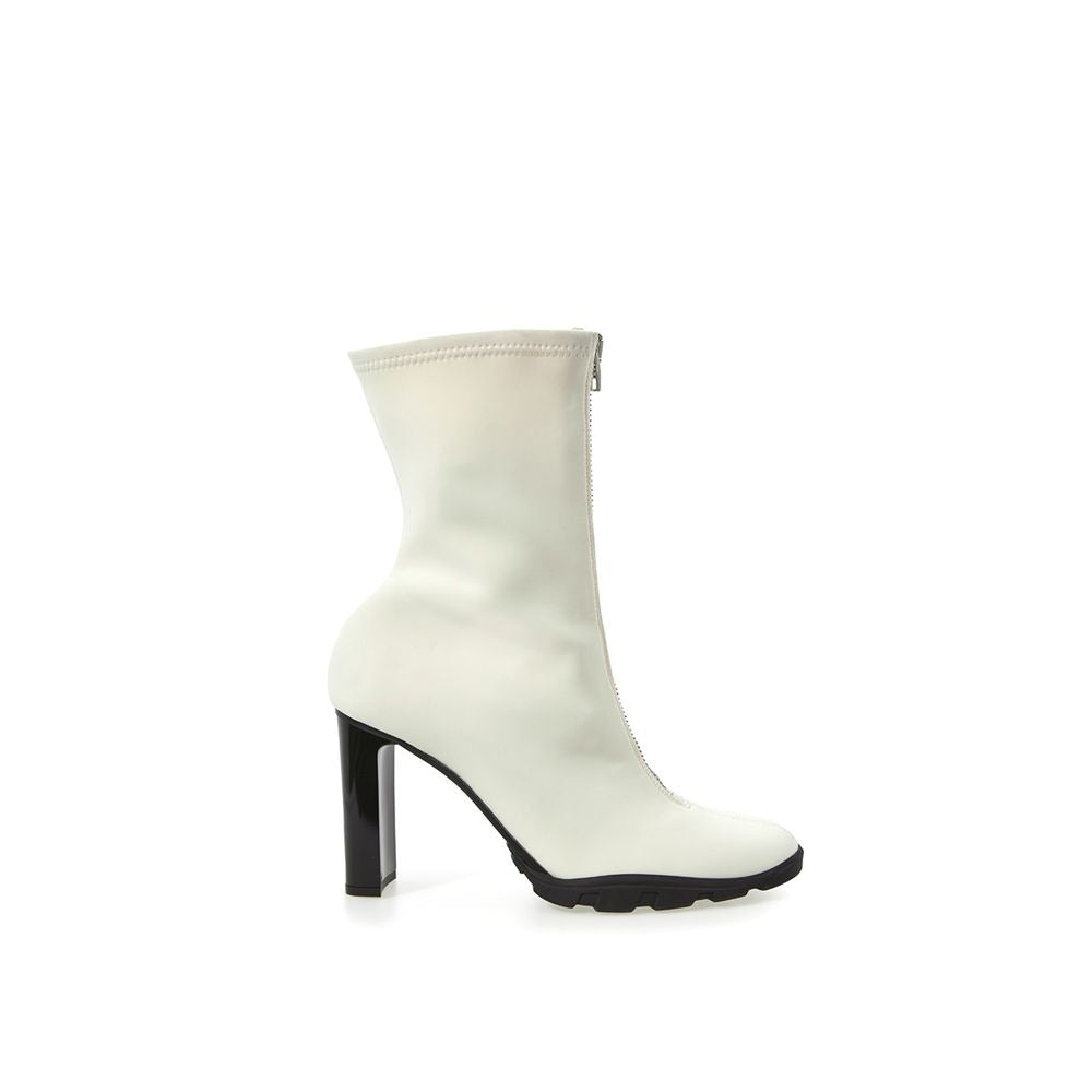 Alexander McQueen Elegant Neoprene Ankle Boots in White - EU40.5 US10.5 - - Alexander McQueen