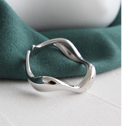 S925 Rings Ins Minimalist Irregular Wavy Glossy Ring For Women - Carvan Mart