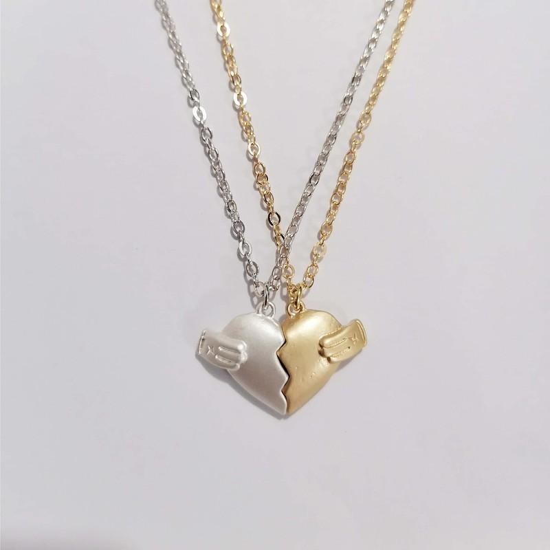 Creative Magnet Love Necklace 2pcs Heart-broken Shape Necklace Men And Women Jewelry - Cross Chain Gold White - Necklaces - Carvan Mart