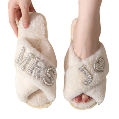 Women's Plush Slippers Home Non-slip Cotton Slippers Fleece-lined Thickened Cross Toe Covering Fluffy Slippers - White J - Women's Slippers - Carvan Mart