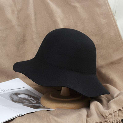 Autumn And Winter Wave Cold Water Jug British Retro Easy Matching Hat - Black M56to58cm - Women's Hats & Caps - Carvan Mart