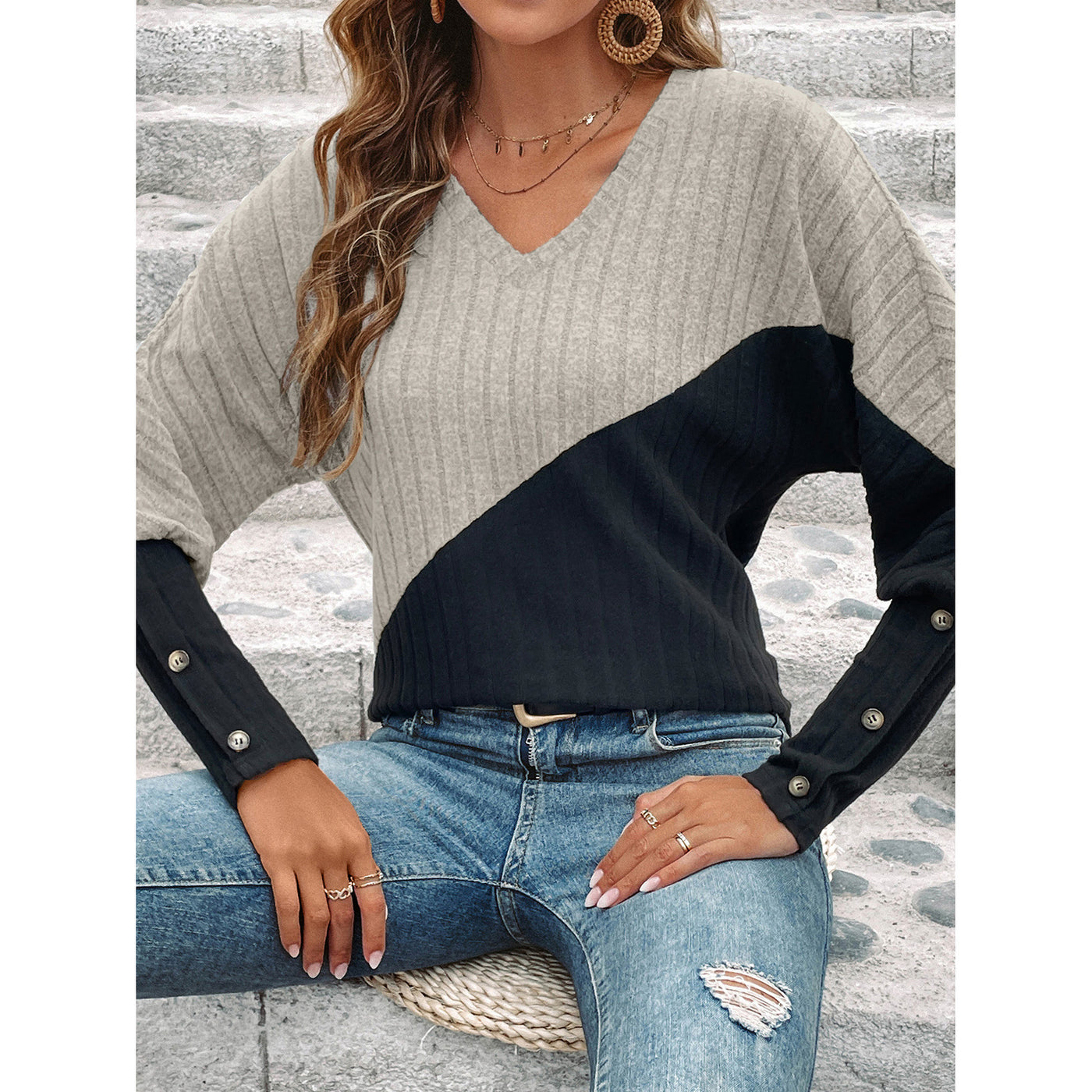 Long Sleeve V-collar Contrast Color Slimming Top - Carvan Mart