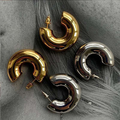 Bold Round Hollow C- Shaped Earrings - Carvan Mart