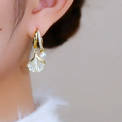 Fashion jewelry Opal Ginkgo Leaf Ear Clip Fashion Temperament - Carvan Mart