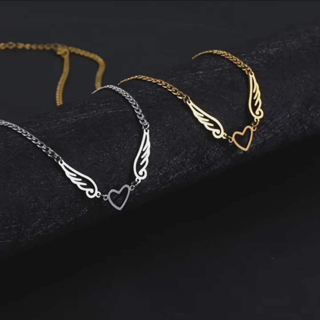 Hollow Heart Angel Wing ketting