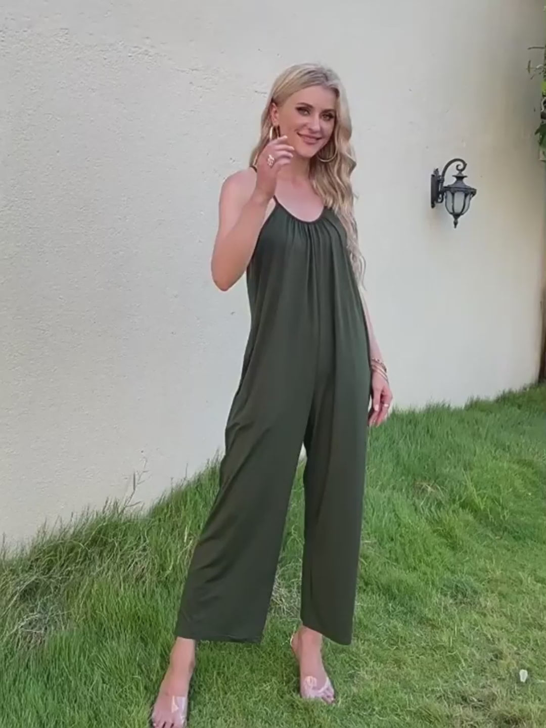 Women's Loose Sleeveless Jumpsuits Romper Jumpsuit With Pockets Long Pant Summer